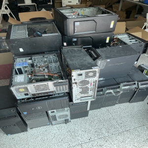 北京回收办公全套电脑，多品牌设备处理啦